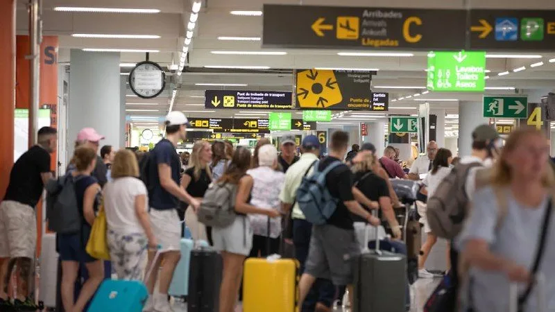 На Майорці готуються до транспортного колапсу через повне сонячне затемнення