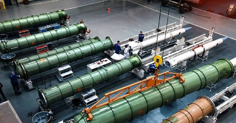 ГУР: Росія перевиконує плани з виробництва ракет, зменшення обстрілів не очікується