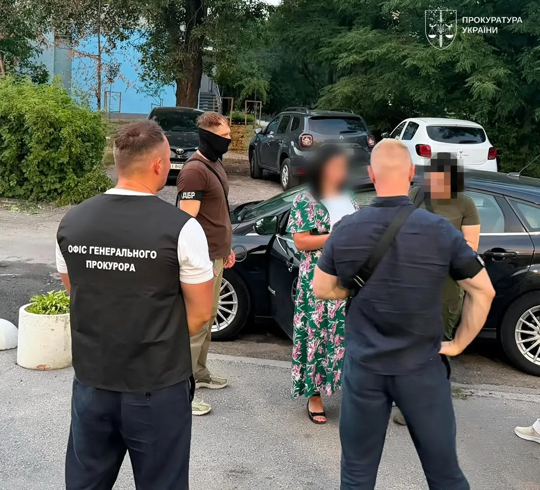 Офіцерці Генштабу ЗСУ оголосили підозру в одержанні 14 тисяч доларів неправомірної вигоди