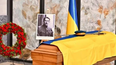 У Роттердамі ексгумували останки полковника Євгена Коновальця для повернення в Україну