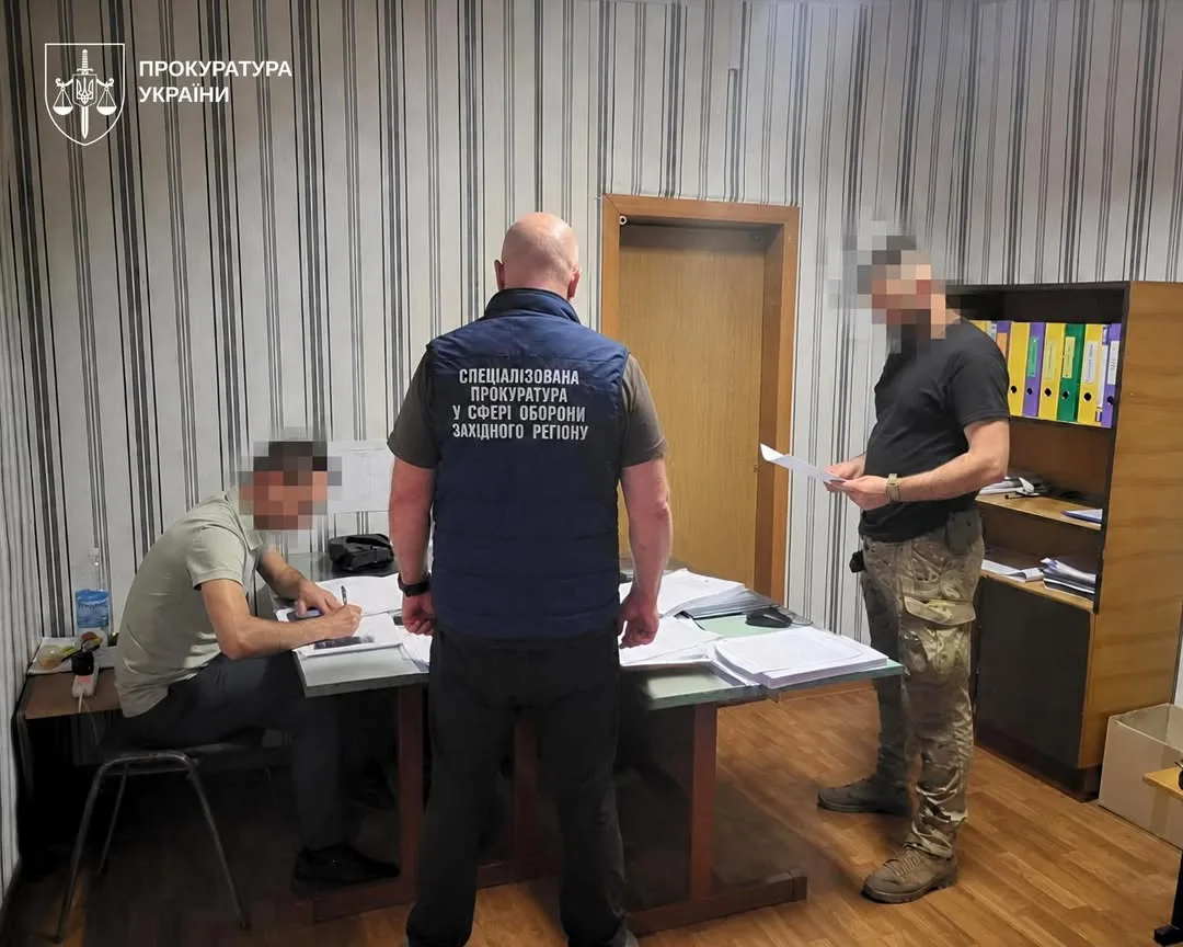 На Львівщині військовому посадовцю повідомили про підозру через понад 16 млн грн «бойових»