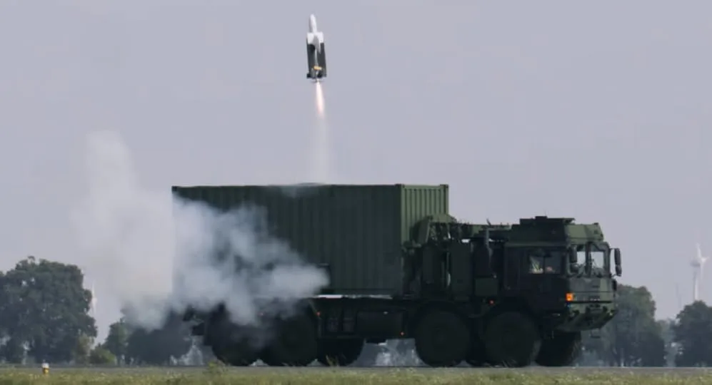Rheinmetall показала запуск ударного БПЛА FV-014 з контейнерної пускової установки