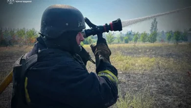 У Чернігові внаслідок атаки російського БпЛА поранено двох людей