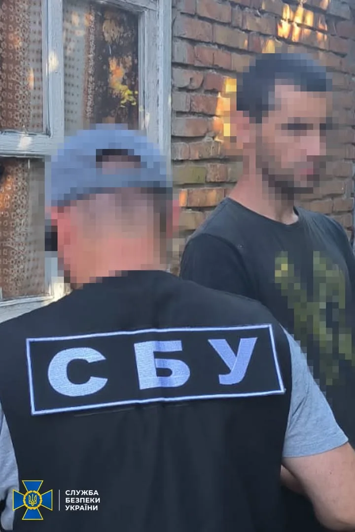 СБУ затримала агента російської розвідки, який наводив удари по Дніпропетровщині