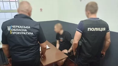 У Черкасах «екссмотрящому» за СІЗО оголосили нову підозру за вимагання коштів з увʼязнених