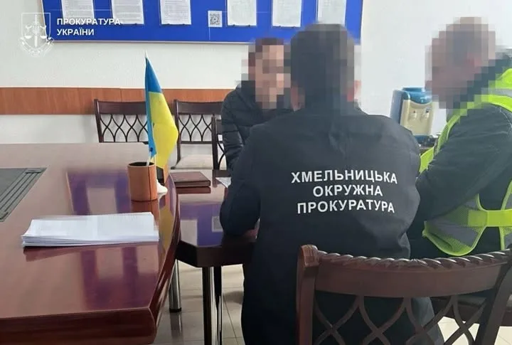 На Хмельниччині судитимуть шістьох за завищення вартості будинку для родини ВПО