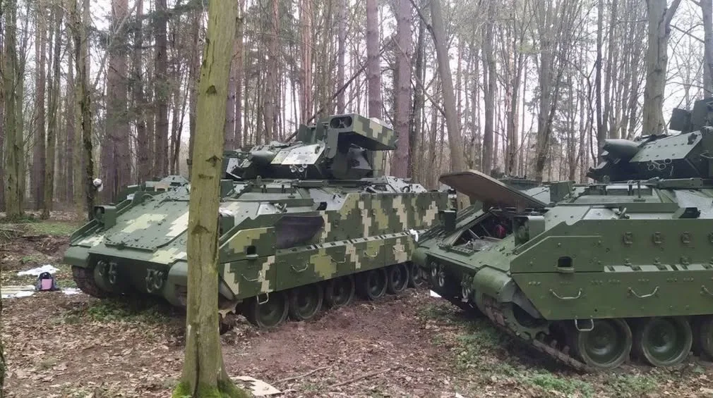 США шукають постачальників застарілих запчастин для Bradley M2A2 ODS-SA для України
