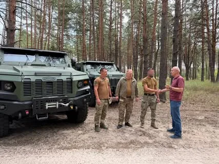 Нацгвардія отримала першу партію бронеавтомобілів «ВАРТА 2» із захистом STANAG 3