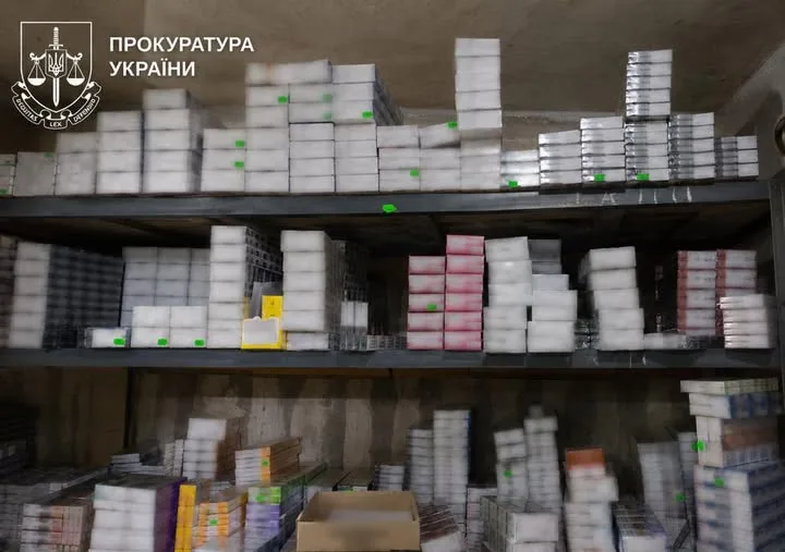 На Миколаївщині викрили мережу збуту фальсифікованих тютюнових виробів