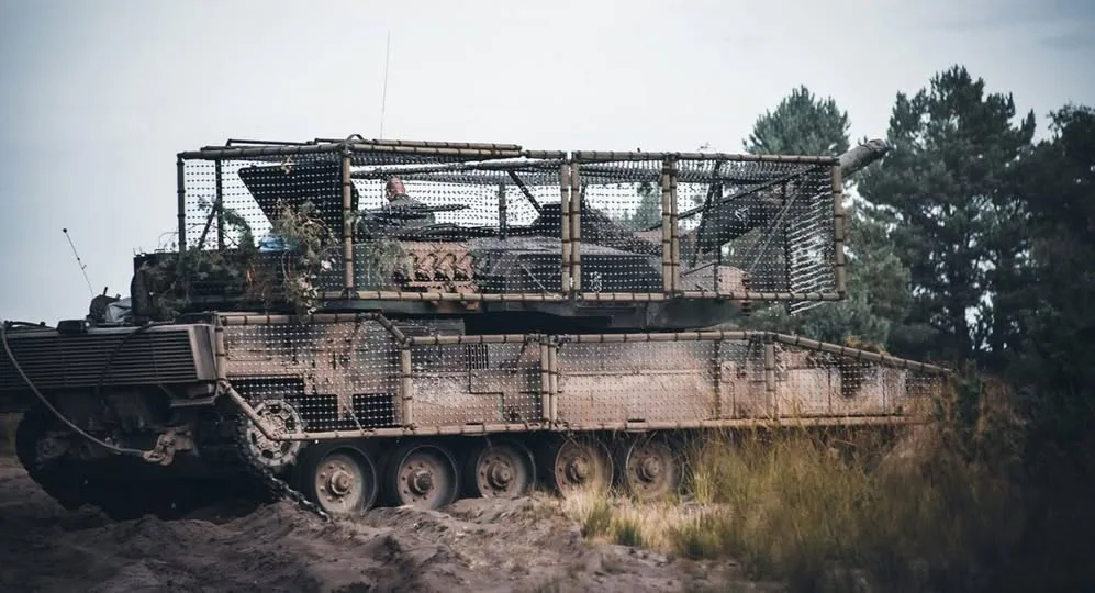У Польщі показали Leopard 2PL з новим протидроновим захистом на навчаннях