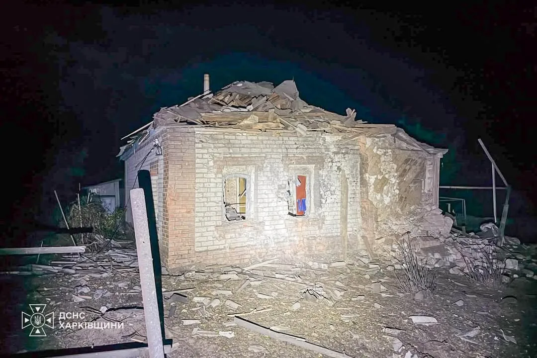 Унаслідок ударів російських КАБів по Ізюму поранено вісім людей, серед них дитина