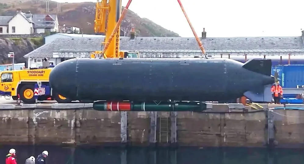 Британський підводний дрон Excalibur випробував торпеду Mk 48 під час тестів з ВМС США