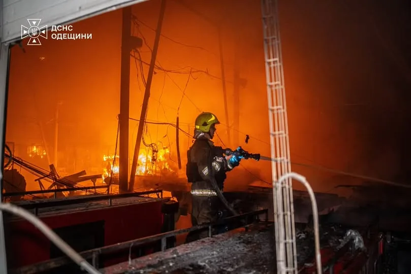 На Одещині через російські удари загинула жінка і поранено чоловіка