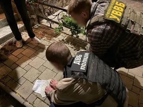 В Ужгороді затримали двох закарпатців за організацію нелегального переправлення до Угорщини