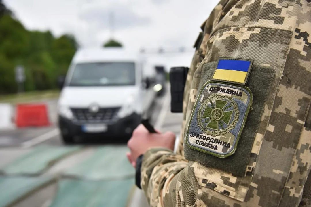 На кордоні з Польщею у Львівській області перевантажений пункт пропуску «Шегині»