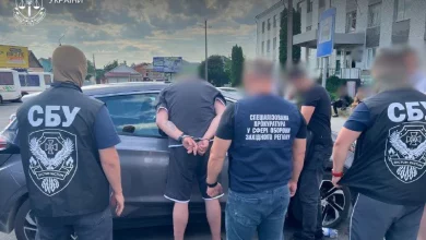 На Прикарпатті та Хмельниччині затримали військових посадовців за схеми з «тиловою» службою