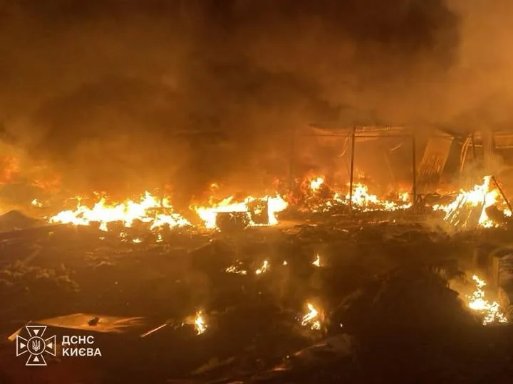 Нічна атака РФ по Києву: попередньо поранені 6 людей, 13 врятовано