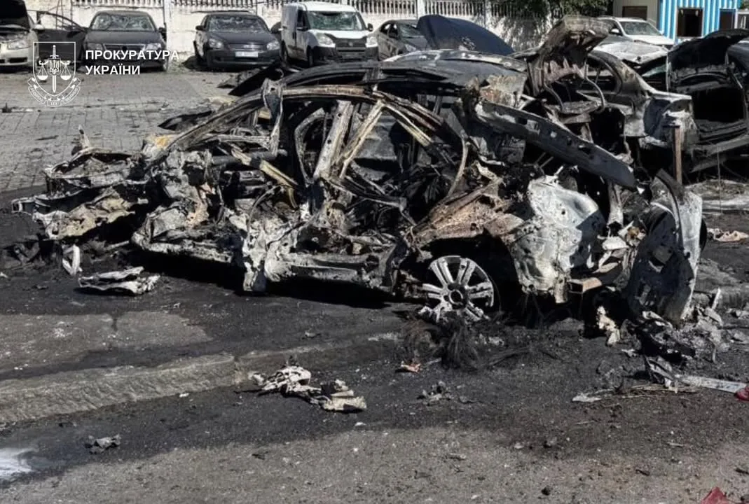 Удар по Дніпру: двоє загиблих і п’ятеро поранених, серед них дитина
