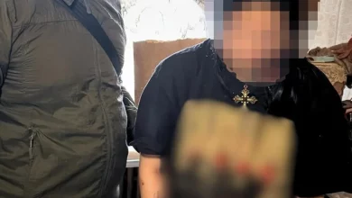 У Дніпрі затримали 22-річну жінку за підозрою в передачі даних про військових