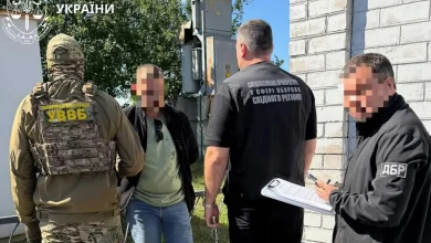 Військовослужбовця ДПСУ підозрюють в організації незаконного виїзду за 15 тисяч доларів