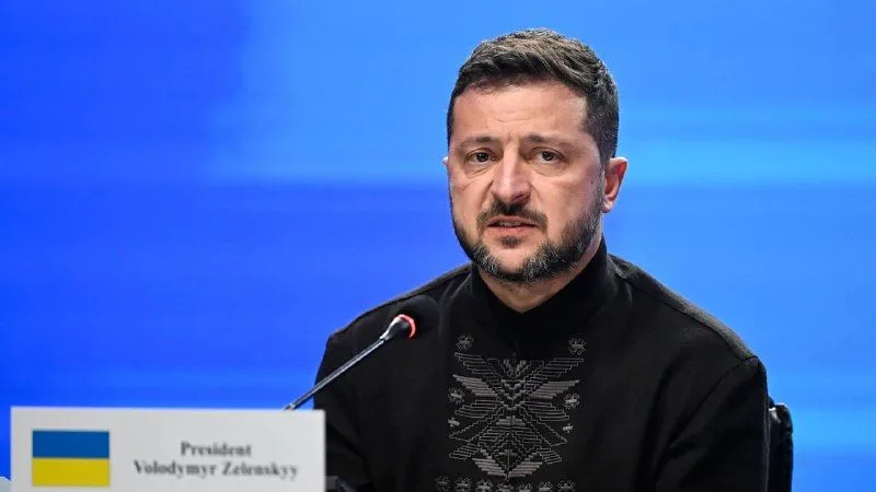 Володимир Зеленський попередив про небезпеку російського повітряного простору через українські дрони