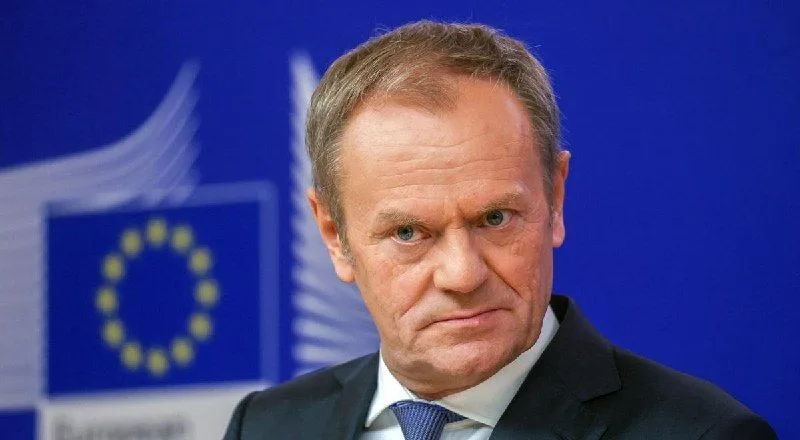 Дональд Туск попередив про можливе посилення російських атак восени та взимку