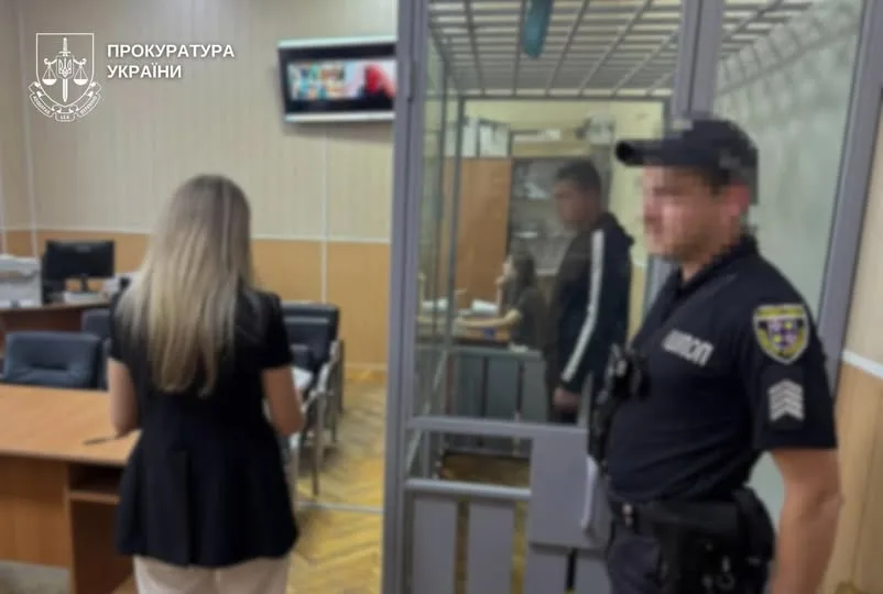На Вінниччині 23-річному чоловіку повідомили про підозру у зґвалтуванні неповнолітньої сестри
