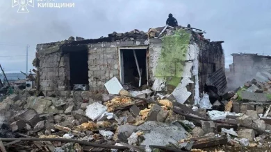 Нічна атака РФ: загиблі й поранені у кількох областях та зруйнований ТЦ у Запоріжжі