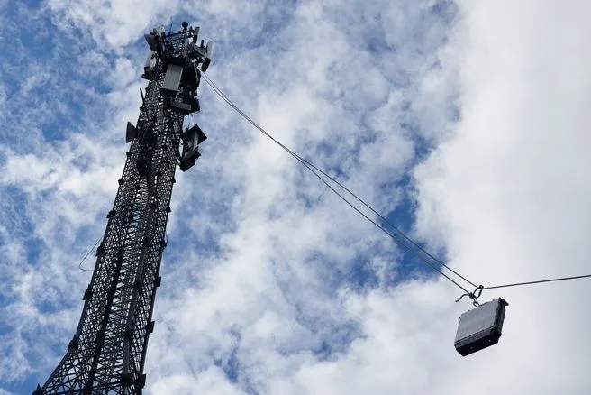 Як інженери Vodafone відновлюють зв’язок після російських атак