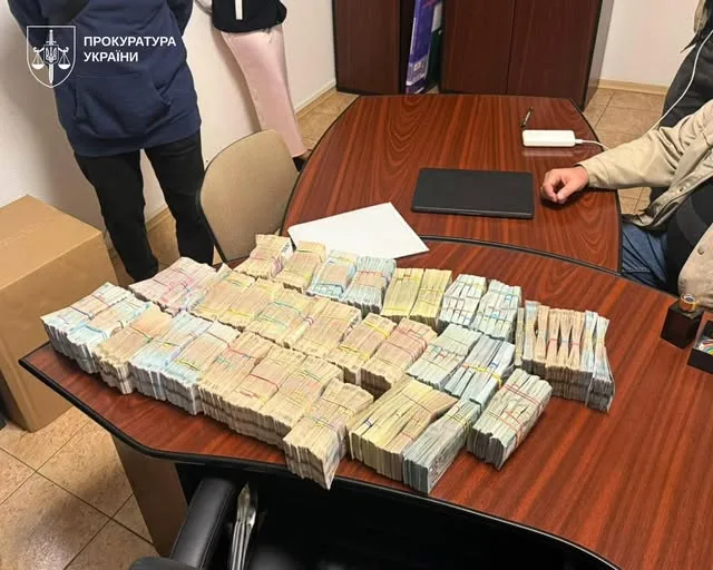 Офіс Генпрокурора та БЕБ викрили «конвертаційний центр» з обігом 23,5 млрд грн через криптовалюту