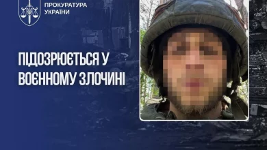 Встановлено російського військового, який знущався з жителя Бучі під час окупації