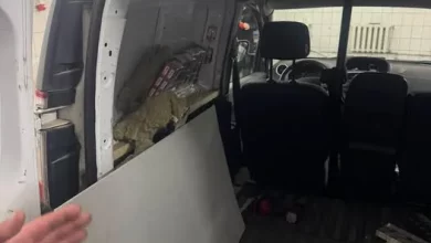 На пункті пропуску «Порубне» виявили понад 1,7 тисячі пачок сигарет у сховках легковика