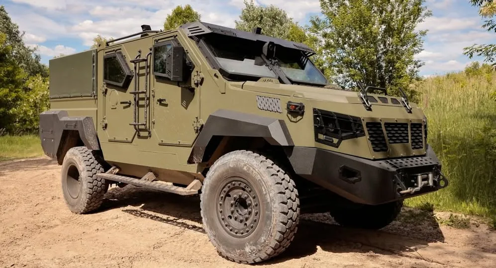 Міноборони кодифікувало новий броньований пікап UAT.GYURZA-01 PICKUP
