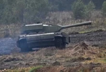РФ на навчаннях «Центр-2026» показала безпілотний танковий комплекс «Штурм»