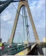Північний міст у Києві закривають захисними сітками