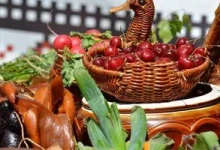 Спільні ложки й кухлі за столом: де межа особистої гігієни