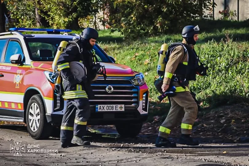 Російські удари БпЛА по Харкову: у Київському районі попередньо 12 поранених