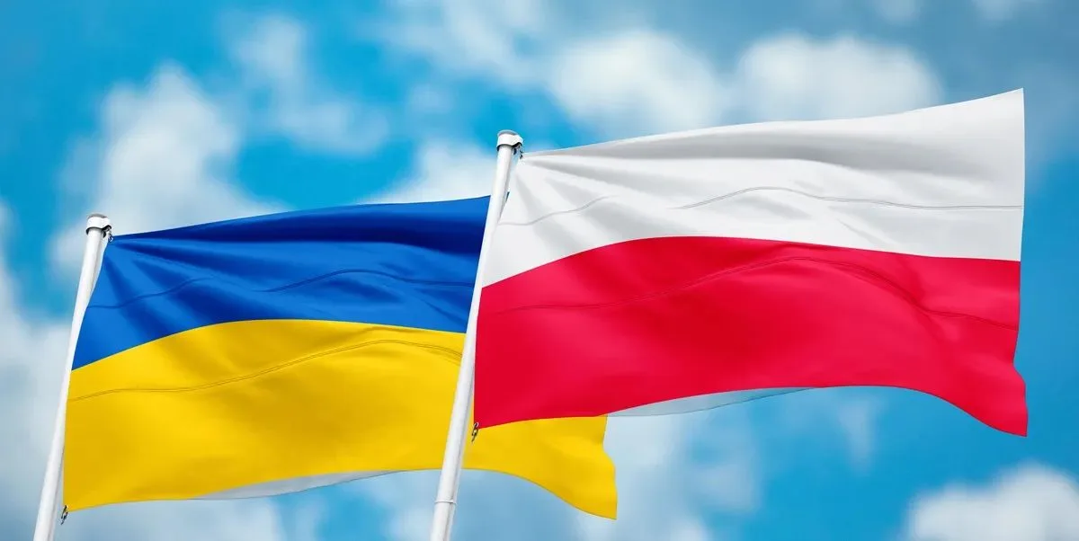Еміграційні пенсії ZUS для громадян України: які умови і чи достатньо одного дня роботи в Польщі