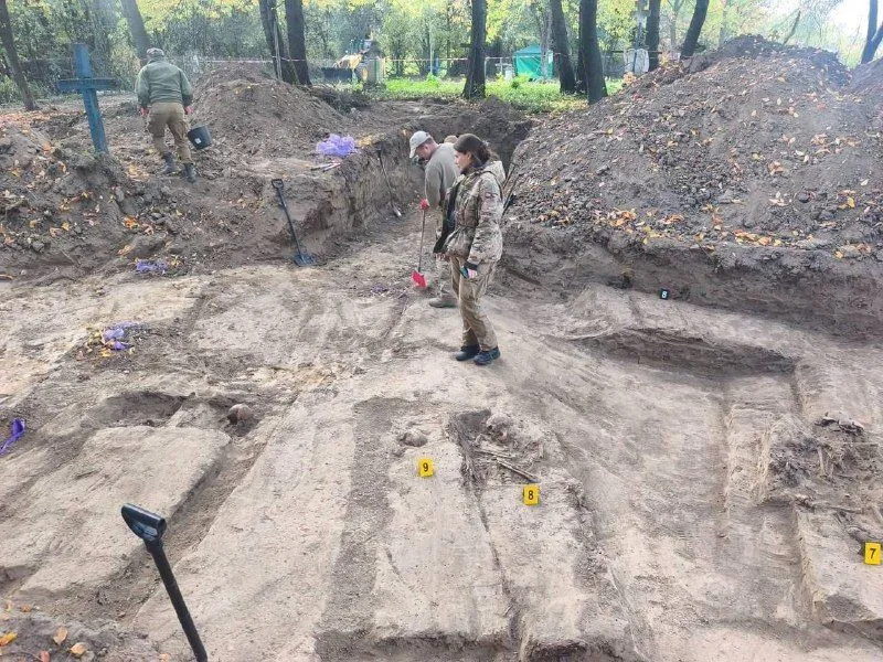 У Польщі виявили масові та поодинокі поховання українців у селі Ласків