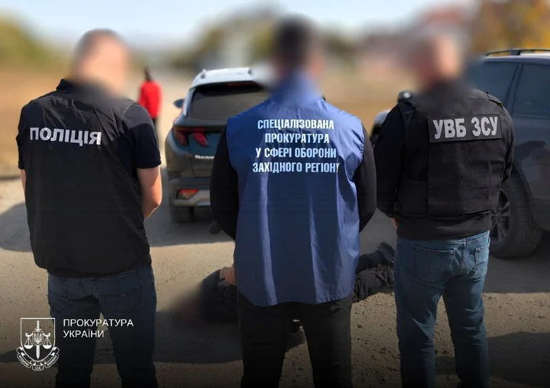 На Львівщині та Закарпатті викрили двох військових у корупційних правопорушеннях