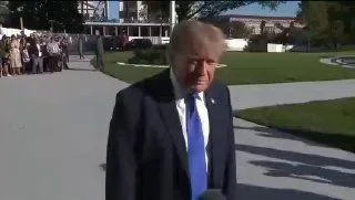 Дональд Трамп заявив про відновлення доступу України до Starlink