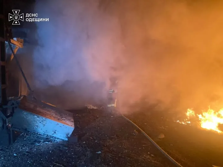 На Одещині російський обстріл зруйнував чотири недіючі бази відпочинку