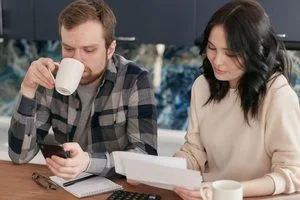 Як спільне проживання впливає на витрати: що показують розрахунки статистиків