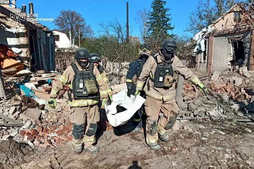 Росіяни обстріляли Слов’янськ і Краматорськ: є загибла та пожежі в багатоповерхівках