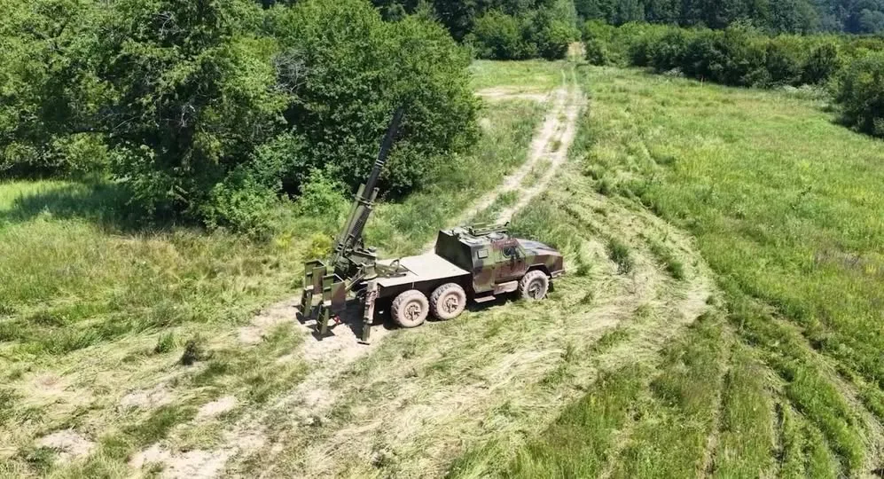 Сербія представила новий 240-мм самохідний міномет TSMB M-25