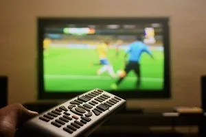 Як сучасні телевізори збирають дані про користувачів і що можна вимкнути в налаштуваннях