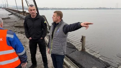 У Києві перекрили Південний міст через влучання — Кличко