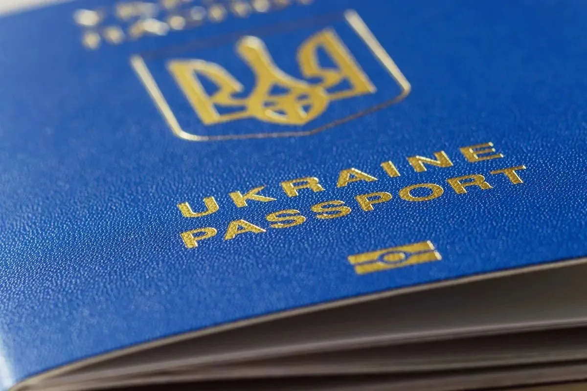 Які права та обов’язки мають громадяни України в Польщі у 2024 році