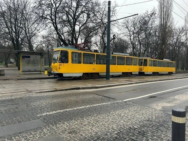 У Дніпрі знову зникла електроенергія, зупинилися електротранспорт і метро