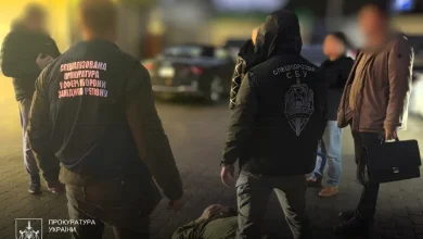 На Буковині затримали заступника командира роти ТРО за 5 тисяч доларів за вплив на ВЛК